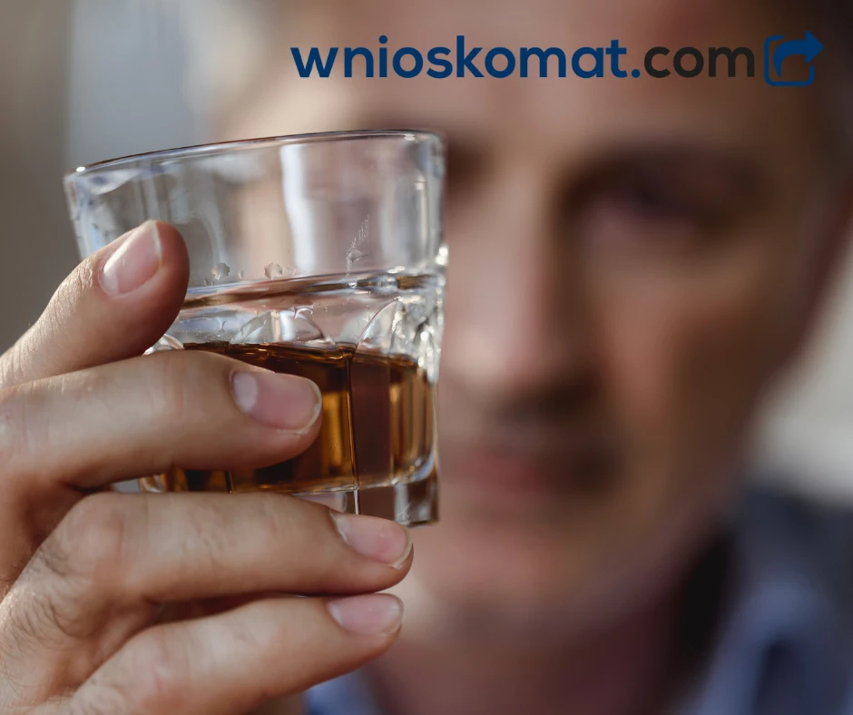 Ile w 2025 roku wynosi renta alkoholowa? Czy można wziąć na nią pożyczkę?