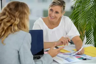 Pożyczanie online w synergii z offline. Co to oznacza dla Klienta?