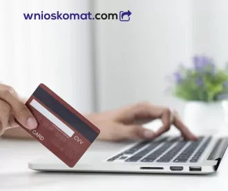 Co muszę wiedzieć sięgając po pozabankową kartę kredytową?